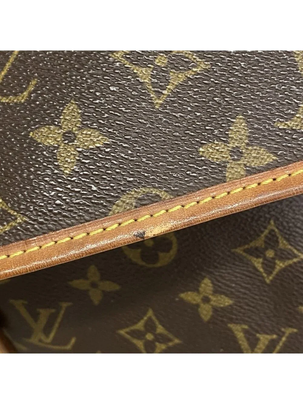 Louis Vuitton Shoulder Bag Monogram Saumur 35 Brown